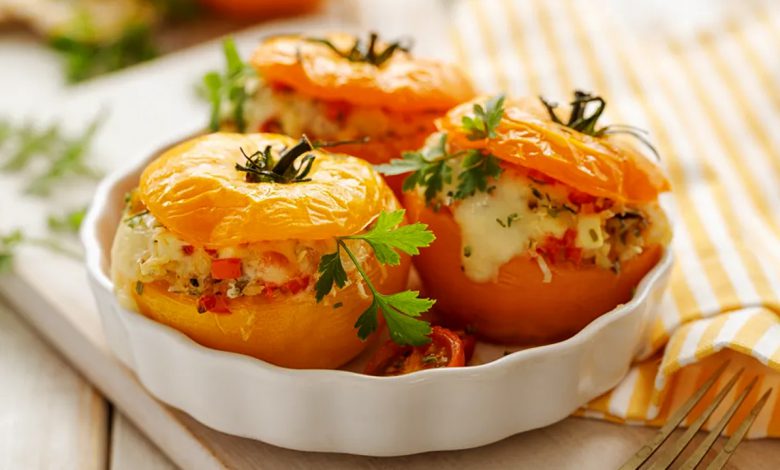 Stuffed tomatoes: Quick recipe with minced meat and rice